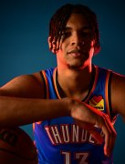 流言板]22岁生日快乐！NBA官方晒照为奥斯曼-吉昂庆生