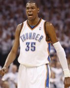 NBA总决赛G2：篮球终究是一个把球放进篮筐的游戏