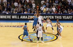NBA一夜动态汇总：詹姆斯5260万留守湖人 哈登兰德尔等人续约