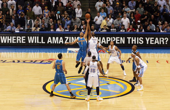 NBA一夜动态汇总：詹姆斯5260万留守湖人 哈登兰德尔等人续约