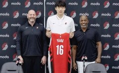 杨瀚森成为中国男篮新秀时隔一年首轮登陆NBA